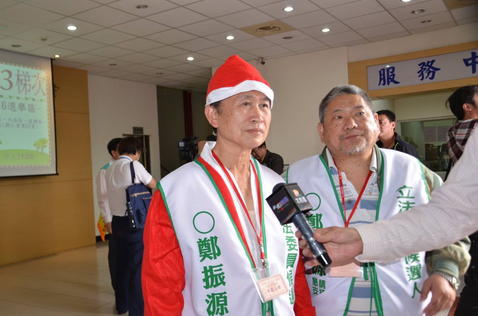 评论新闻 (记者冯国寳评论报导)郑振源从小在彰化农村长大一路走来